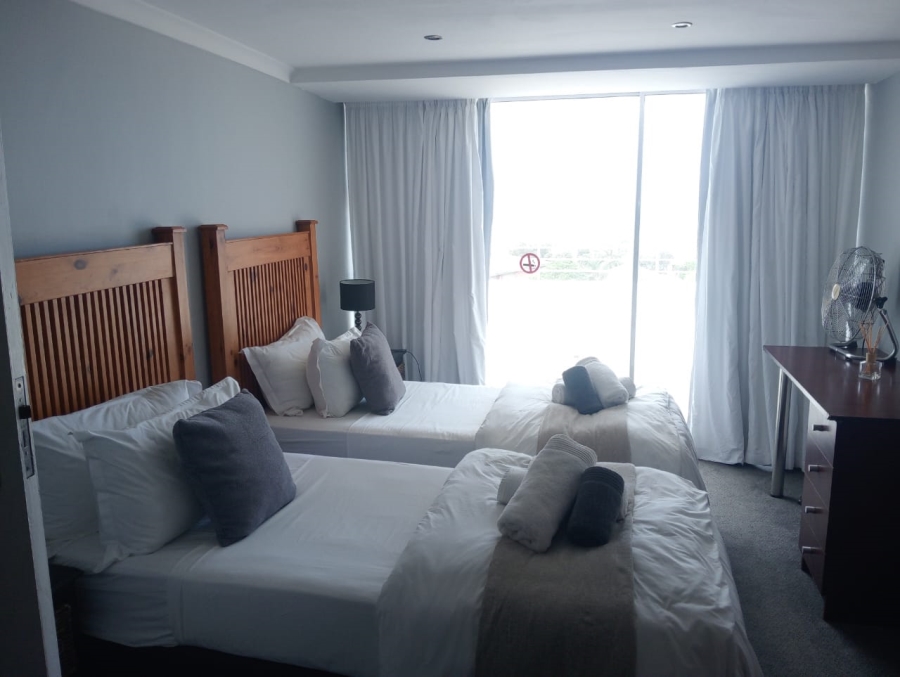 5 Bedroom Property for Sale in Jeffreys Bay Central Eastern Cape